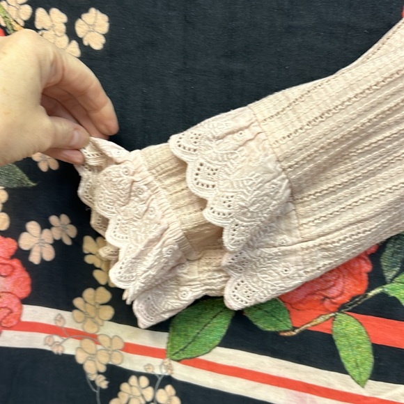 Allison New York - Cottage Core Top - Picture 4 of 6